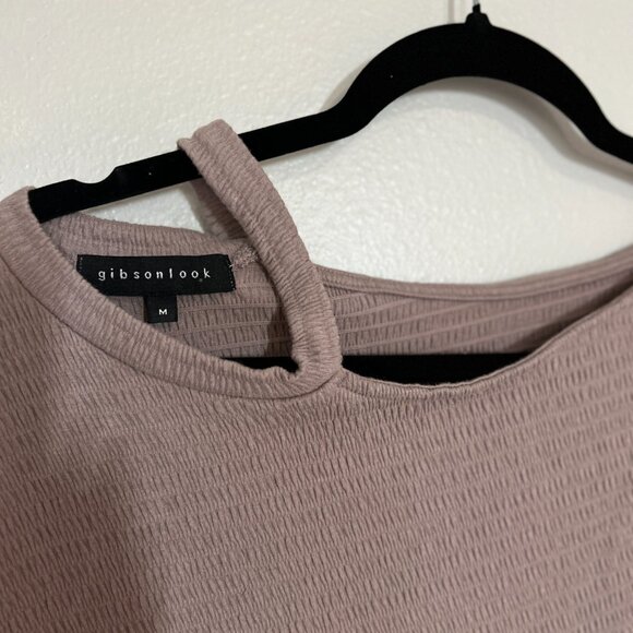 Gibson look tan asymmetrical cold shoulder smocked short sleeve  shirt size M - Picture 3 of 6